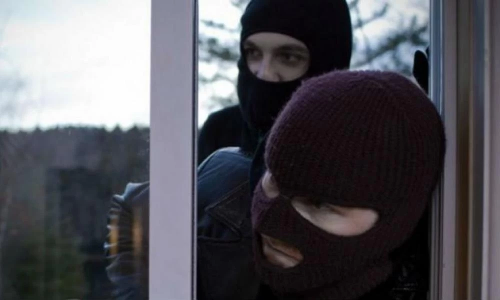 Σοφό Λάρισας: Ζευγάρι είδε 4 ληστές μέσα στο σπίτι τους!